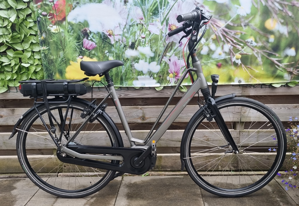 BATAVUS BRYITE E-GO 53 CM €945