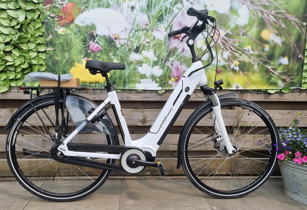 amslod aston N7 53 cm €1500