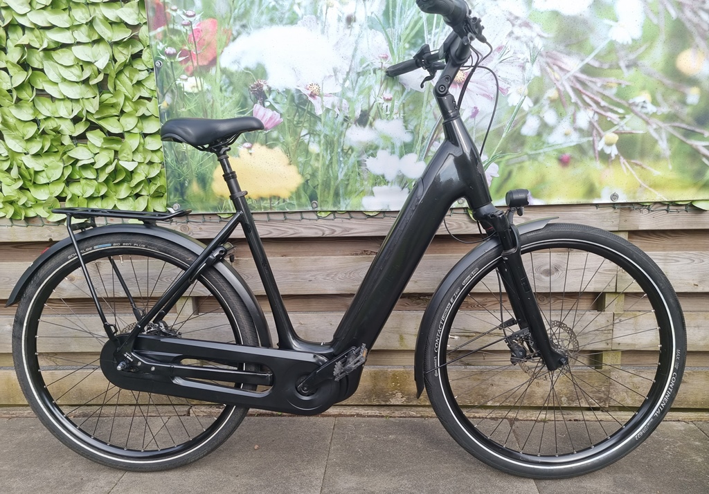 cube supreme exc C8 57 cm€1795