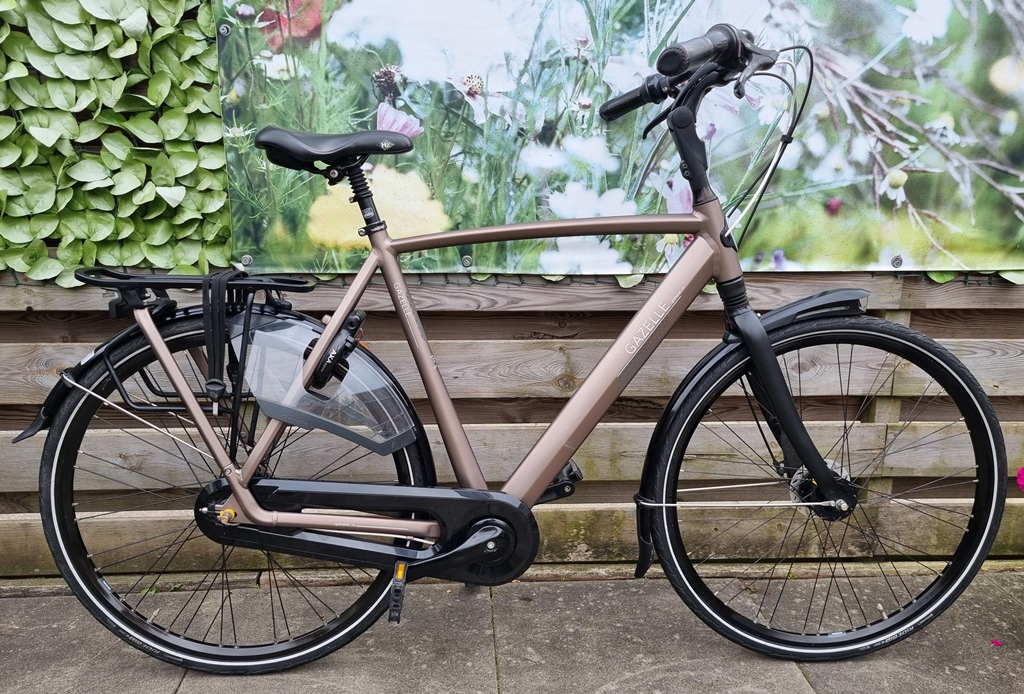 gazelle grenoble C8 61 cm €535